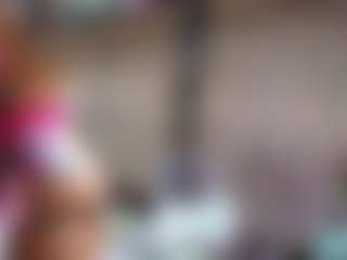 Sandra-Milano's Live Sex Cam Show
