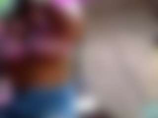 Sandra-Milano's Live Sex Cam Show