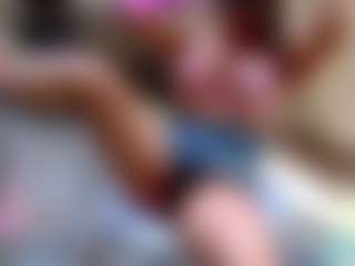 Sandra-Milano's Live Sex Cam Show
