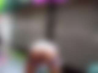 Sandra-Milano's Live Sex Cam Show