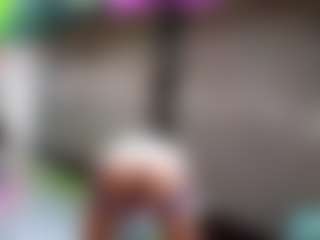 Sandra-Milano's Live Sex Cam Show