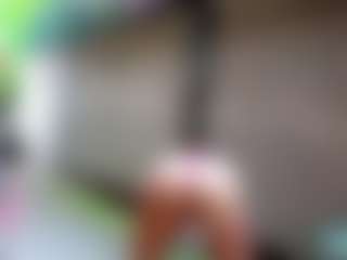 Sandra-Milano's Live Sex Cam Show