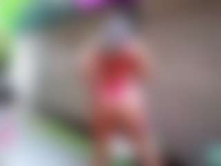 Sandra-Milano's Live Sex Cam Show