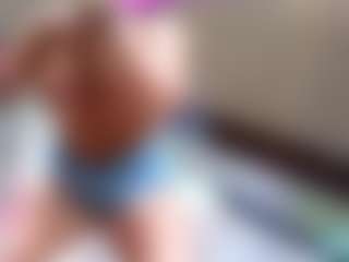 Sandra-Milano's Live Sex Cam Show