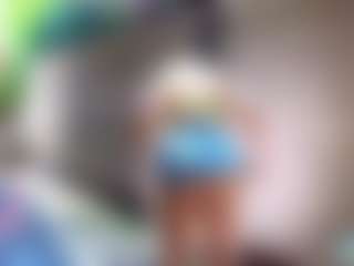 Sandra-Milano's Live Sex Cam Show