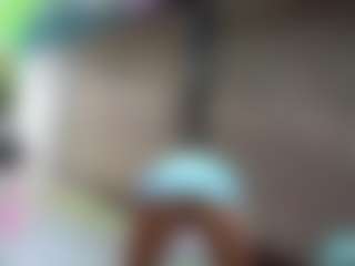 Live cam show with Sandra-Milano - Green Eyes on Camsoda