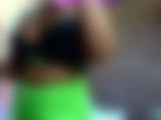 Live cam show with Sandra-Milano - Oil on live18s.com