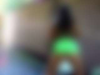 Live cam show with Sandra-Milano - Lush Blonde Hair on CamSodaAdn
