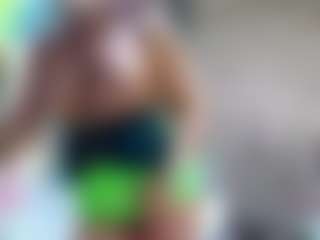 Sandra-Milano's Live Sex Cam Show