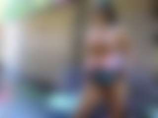 Live cam show with Sandra-Milano - Teen (18+) on Dolls Live