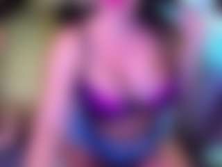 Sandra-Milano's Live Sex Cam Show