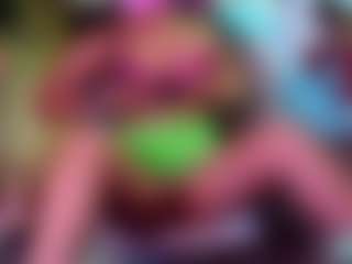 Sandra-Milano's Live Sex Cam Show