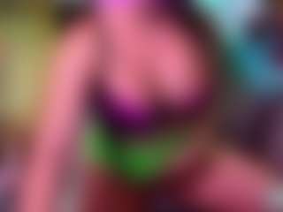 Sandra-Milano's Live Sex Cam Show