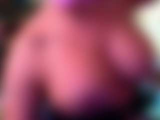 Sandra-Milano's Live Sex Cam Show