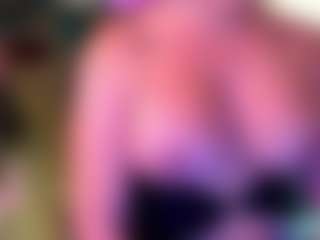 Sandra-Milano's Live Sex Cam Show