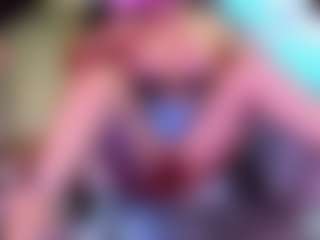 Sandra-Milano's Live Sex Cam Show