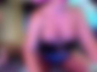 Sandra-Milano's Live Sex Cam Show