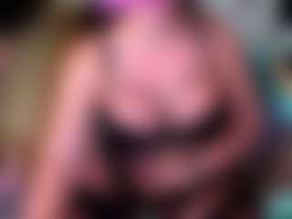 Sandra-Milano's Live Sex Cam Show