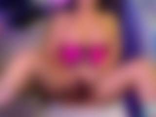 Sandra-Milano's Live Sex Cam Show