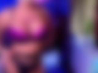 Live cam show with Sandra-Milano - Squirt on sexylive.show