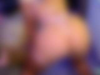 Sandra-Milano's Live Sex Cam Show