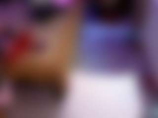 Sandra-Milano's Live Sex Cam Show