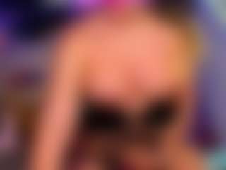 Sandra-Milano's Live Sex Cam Show