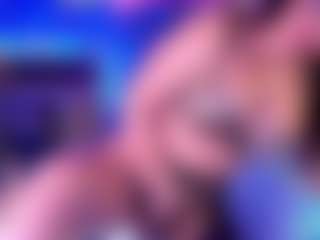 Live cam show with Sandra-Milano - Strip Blonde Hair on Latina Girls