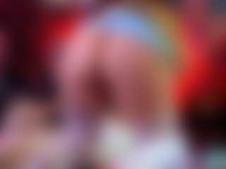 Sandra-Milano's Live Sex Cam Show