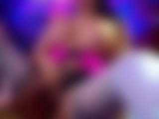 Sandra-Milano's Live Sex Cam Show