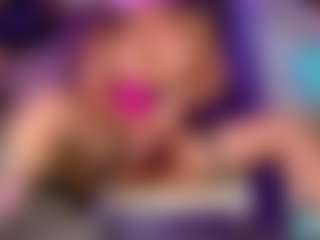 Sandra-Milano's Live Sex Cam Show
