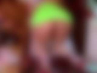 Live cam show with Sandra-Milano - Stockings on Mixed Magazine Live