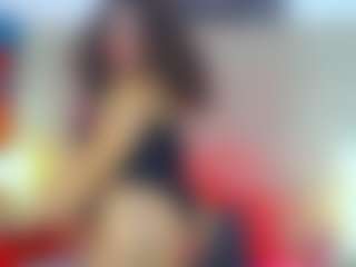 Live cam show with xxslutbrungtsx - Muscular on StripNow