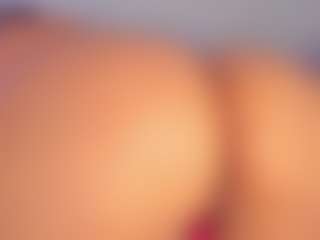 Live cam show with natashaharpper - Colombia on Milfs Live