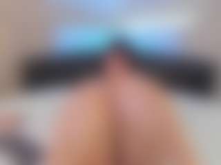 Live cam show with carozapata - Tease Curvy on Camsoda