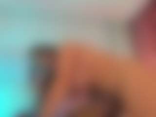 Live cam show with carozapata - Living Room on Camsoda