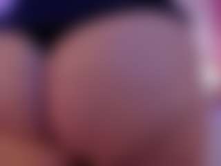 carozapata's Live Sex Cam Show