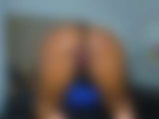 nikizum's Live Sex Cam Show