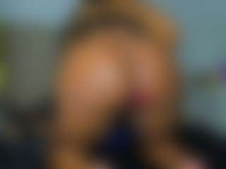 nikizum's Live Sex Cam Show