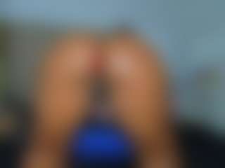 nikizum's Live Sex Cam Show