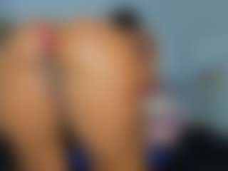 nikizum's Live Sex Cam Show
