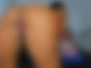 nikizum's Live Sex Cam Show