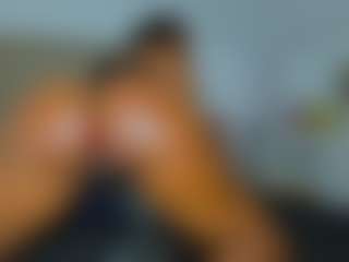 Live cam show with nikizum - Brown Eyes Big Tits on Camsoda