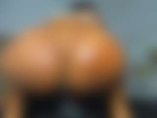 nikizum's Live Sex Cam Show