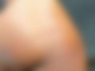 nikizum's Live Sex Cam Show