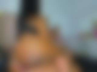 Live cam show with nikizum - Granny Dildo on Camsoda