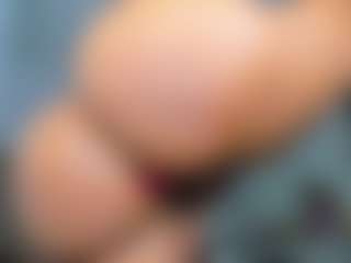 nikizum's Live Sex Cam Show