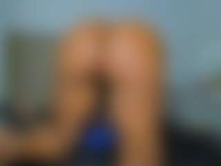 nikizum's Live Sex Cam Show