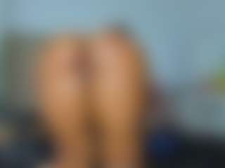 nikizum's Live Sex Cam Show