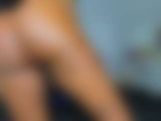 nikizum's Live Sex Cam Show